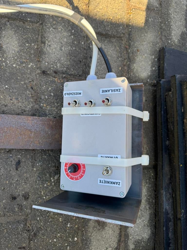 Nieuwe 12V zoutstrooier, Ophalen