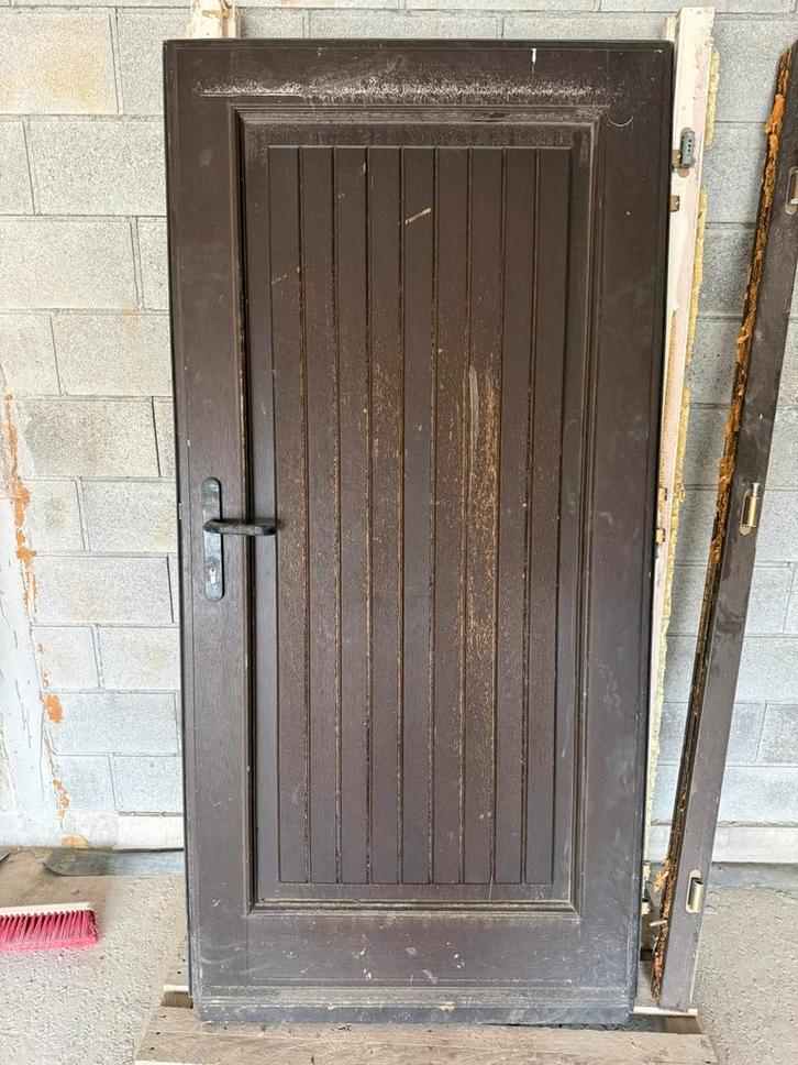 Massief houten voordeur - 3-puntssluiting, Doe-het-zelf en Bouw, Overige Doe-Het-Zelf en Bouw, Gebruikt, Ophalen