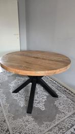 Mango houten tafel. Is nog nieuw en diameter is 115cm, Ophalen
