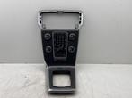 Kachel Bedieningspaneel van een Volvo V40, Gebruikt, -, -, Ophalen of Verzenden