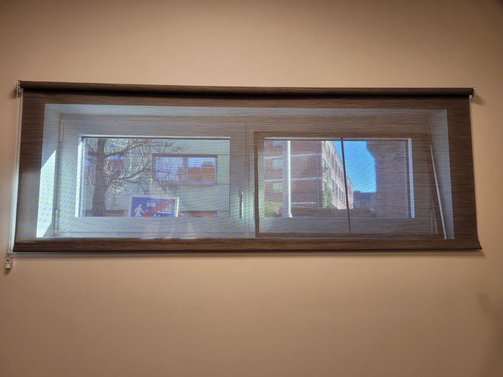 2 rolgordijnen lichtdoorlatend bruin/grijs, Huis en Inrichting, Stoffering | Gordijnen en Lamellen, Ophalen, Grijs