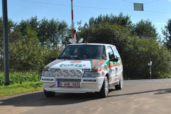 Fiat uno, Autos, Oldtimers & Ancêtres, Achat, 2 places, Boîte manuelle, Bleu