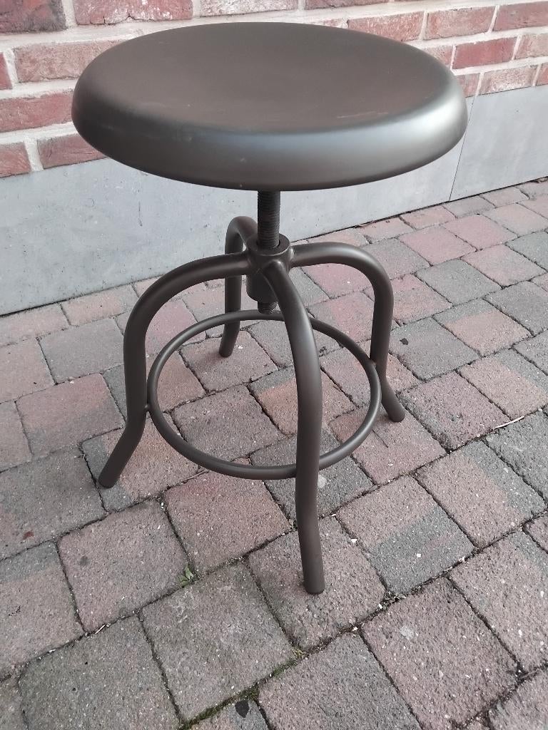 krukken 2 barkrukken in hoogte aanpaspaar industrieel, Enlèvement, Comme neuf