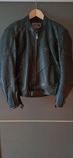 Leren motorvest, Motoren, Ophalen