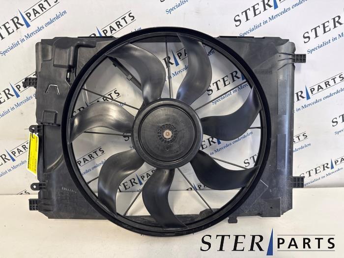 Ventilateur d'un Mercedes B-Klasse, Autos : Pièces & Accessoires, Climatisation & Chauffage, Mercedes-Benz, Utilisé, 3 mois de garantie