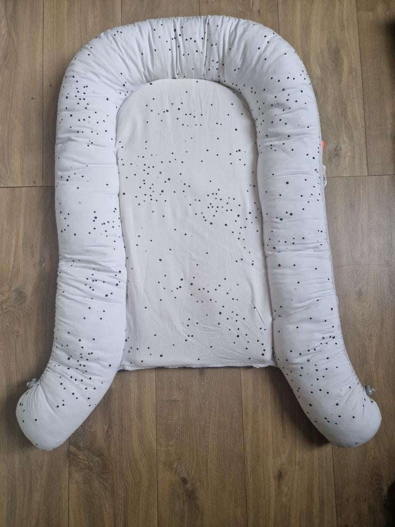 Nid d'ange Done by Deer, Enlèvement