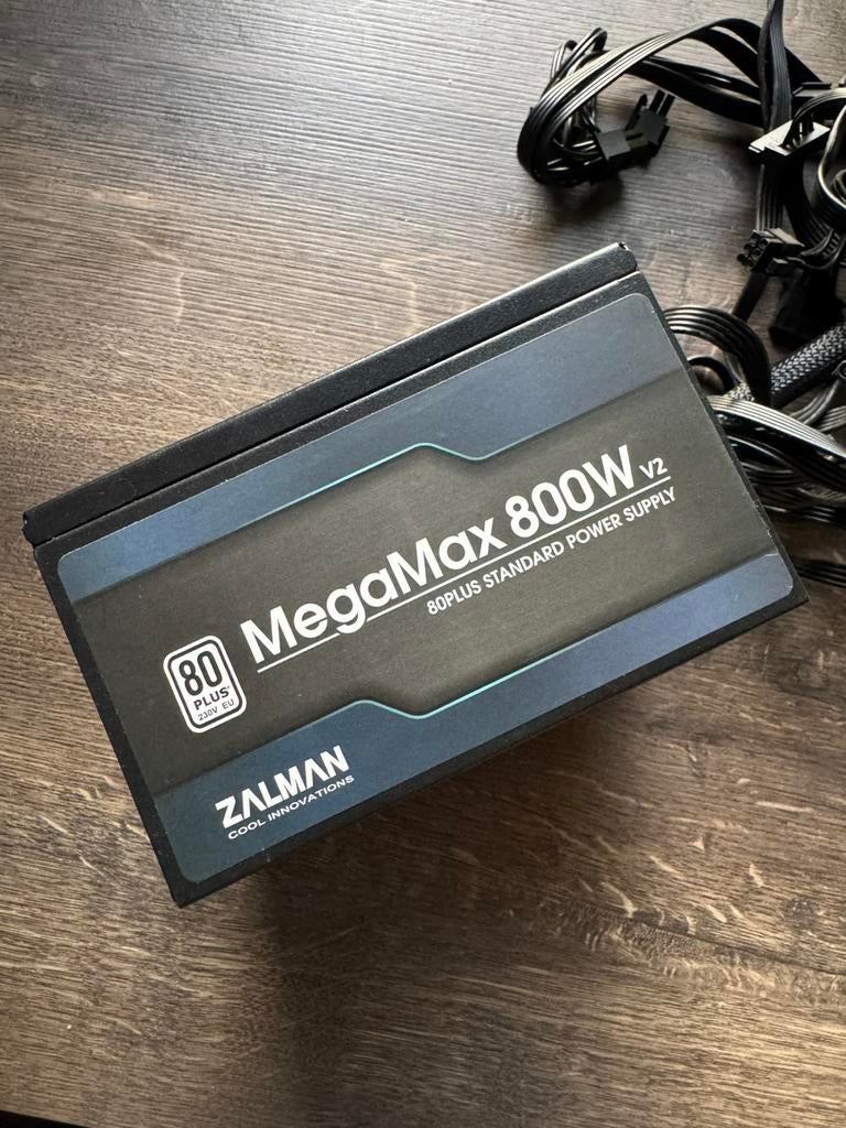 Zalman ZM800-TXII MegaMax, 80PLUS 230V - ATX PC Voeding, Computers en Software, Interne voedingen, Ophalen of Verzenden, Zo goed als nieuw