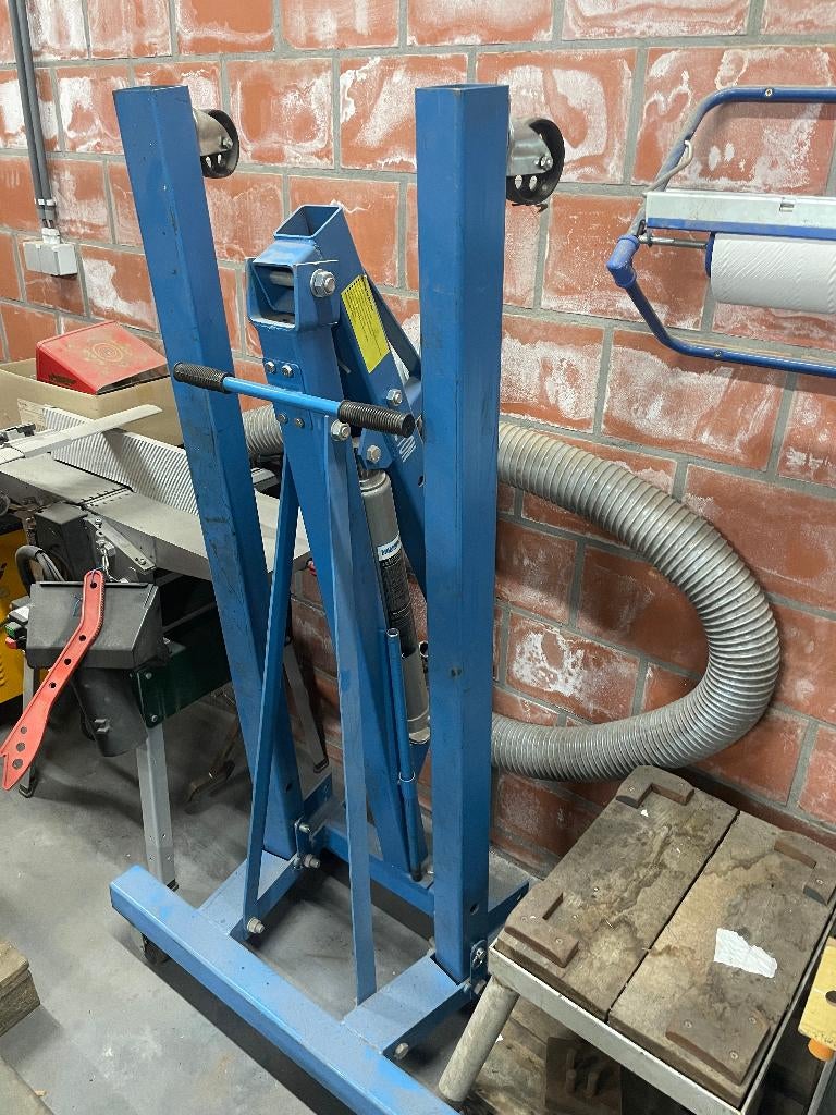 Motortakel - 2Ton - ZGAN, Doe-het-zelf en Bouw, Gereedschap | Overige machines, Zo goed als nieuw, Ophalen