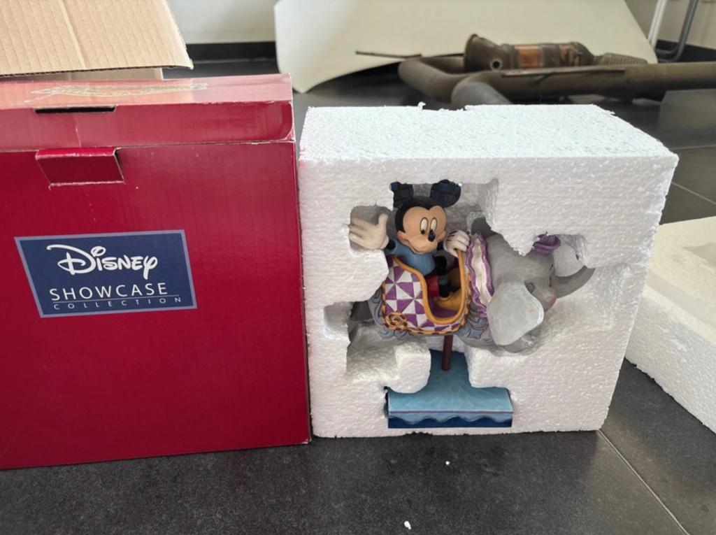 Disney Showcase Collection: Flying Dumbo Ride, Verzamelen, Disney, Ophalen, Mickey Mouse, Nieuw, Beeldje of Figuurtje