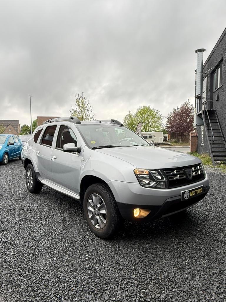 Dacia Duster 1.5 dCi — 2016 — Très bon état, Autos, Argent ou Gris, Achat, Duster, Boîte manuelle
