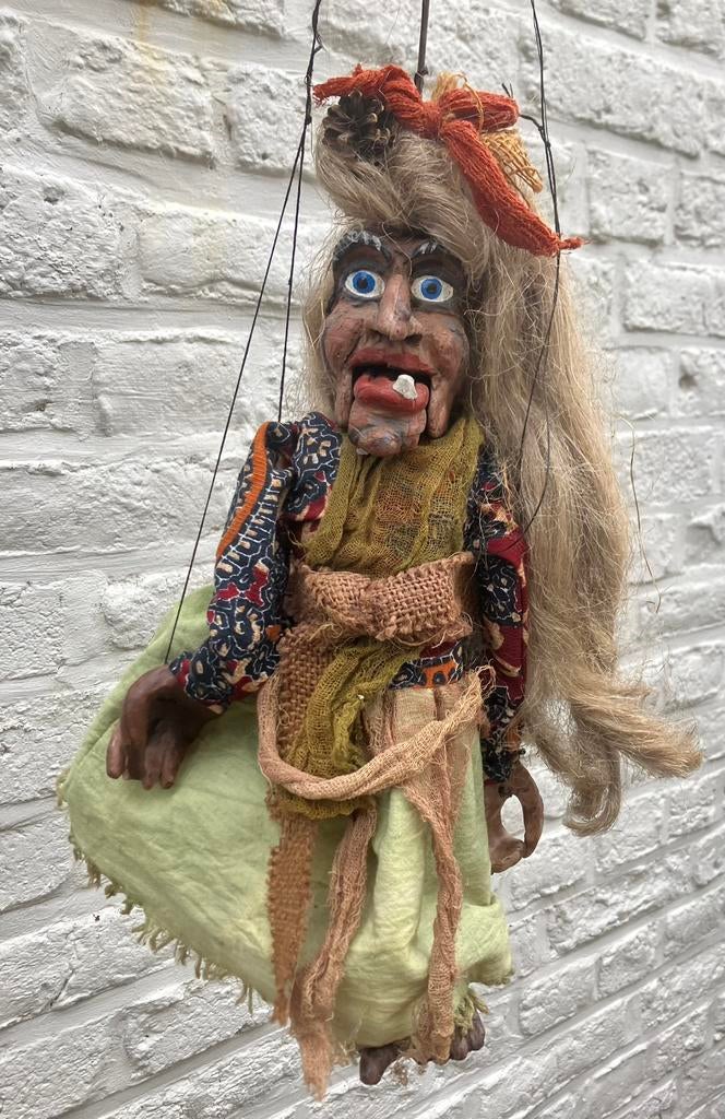 Marionnette sorcière faite main, Enlèvement ou Envoi, Utilisé