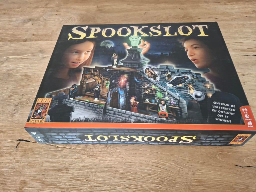 Spookslot – spannend gezelschapsspel voor jong en oud, Hobby en Vrije tijd, Drie of vier spelers, Ophalen, Zo goed als nieuw, 999 Games