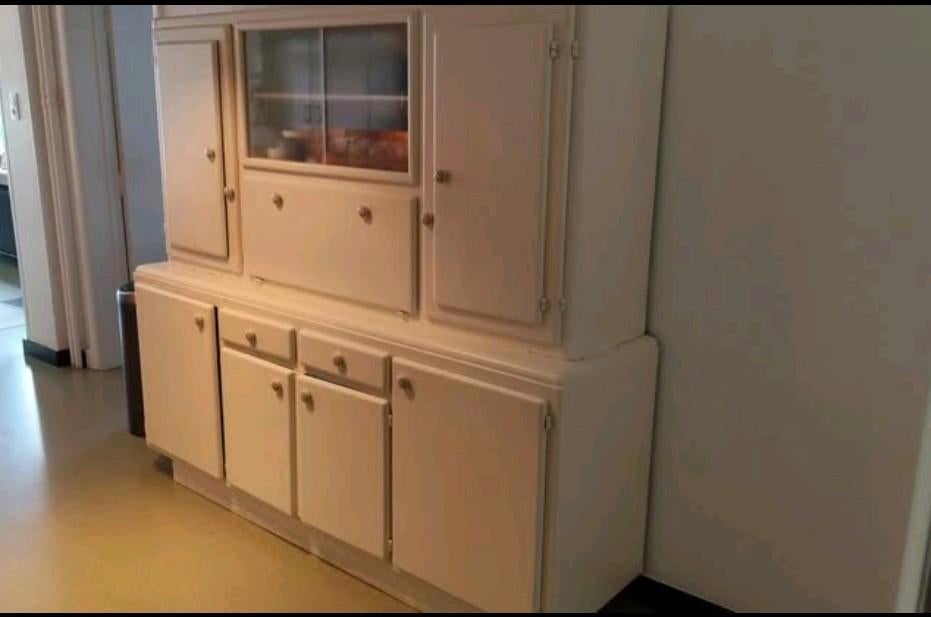 Vintage keukenkast, Ophalen