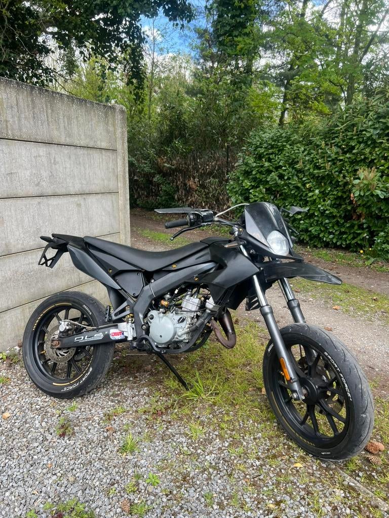 Derbi 50CC, Fietsen en Brommers, Brommers | Derbi, Ophalen, Zo goed als nieuw