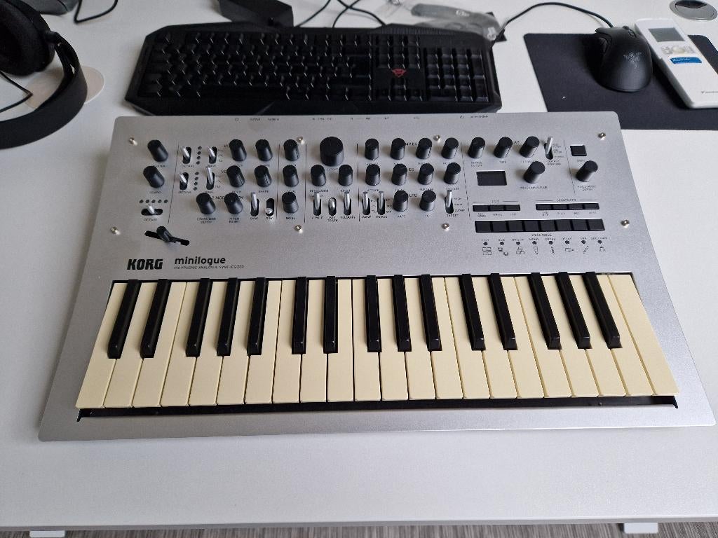 Korg Minilogue, Muziek en Instrumenten, Ophalen, Gebruikt, Korg, Overige aantallen