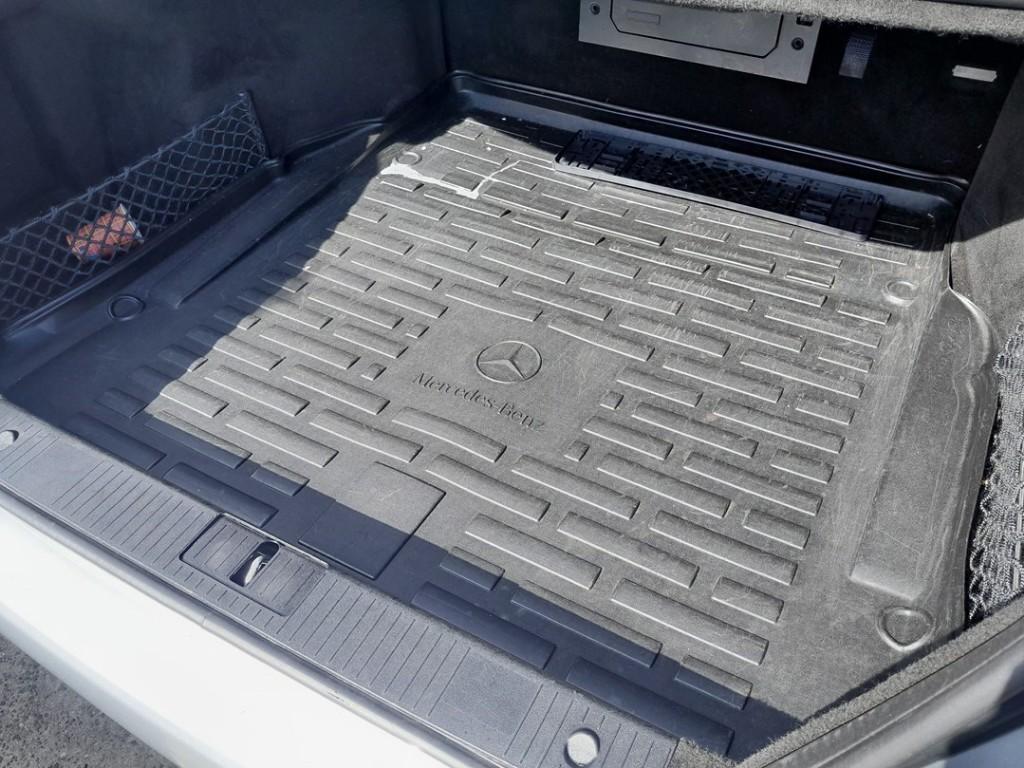 TAPIS DE COFFRE Mercedes-Benz S (W221) (01-2005/12-2014), Autos : Pièces & Accessoires, Utilisé, Mercedes-Benz