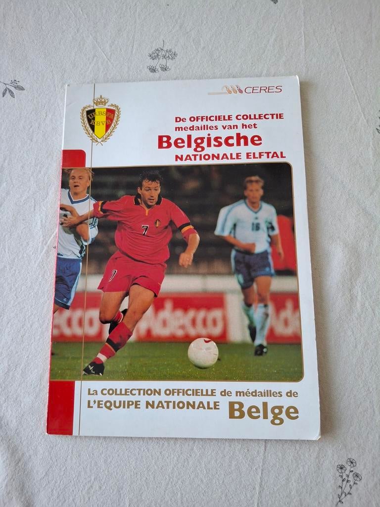De officiele collectie medailles van belgische elftal, Ophalen of Verzenden