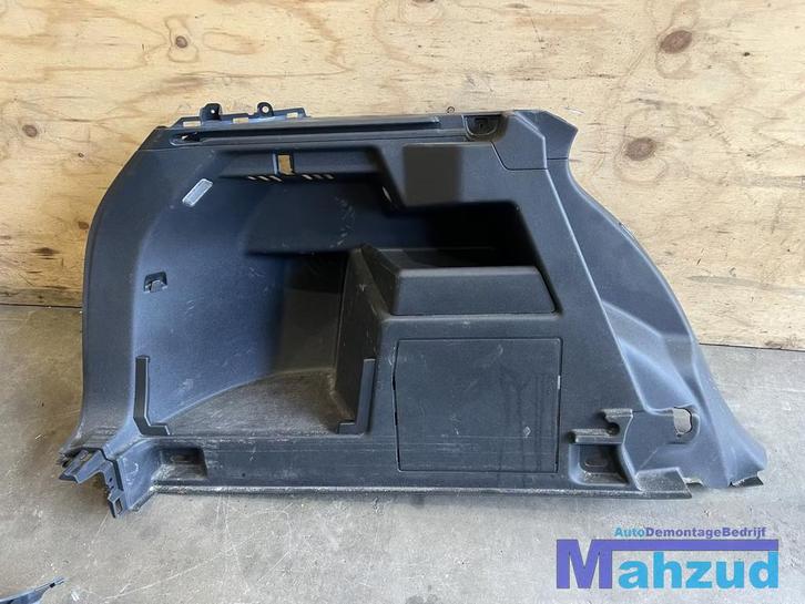 SKODA FABIA 3 Station links rechts kofferbak interieur 2014-, Auto-onderdelen, Interieur en Bekleding, Skoda, Gebruikt