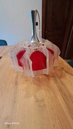 kroonluchter uit het ruimtetijdperk, Ophalen