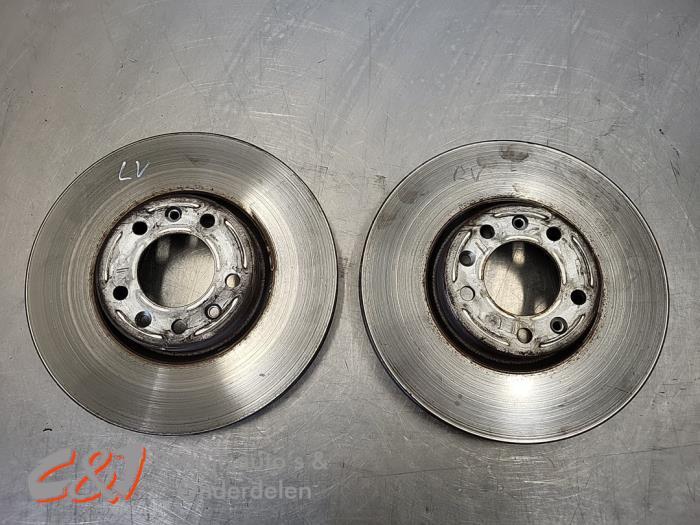 Disque de frein avant d'un Fiat Scudo, Autos : Pièces & Accessoires, Freins & Transmission, Fiat, Utilisé, 3 mois de garantie