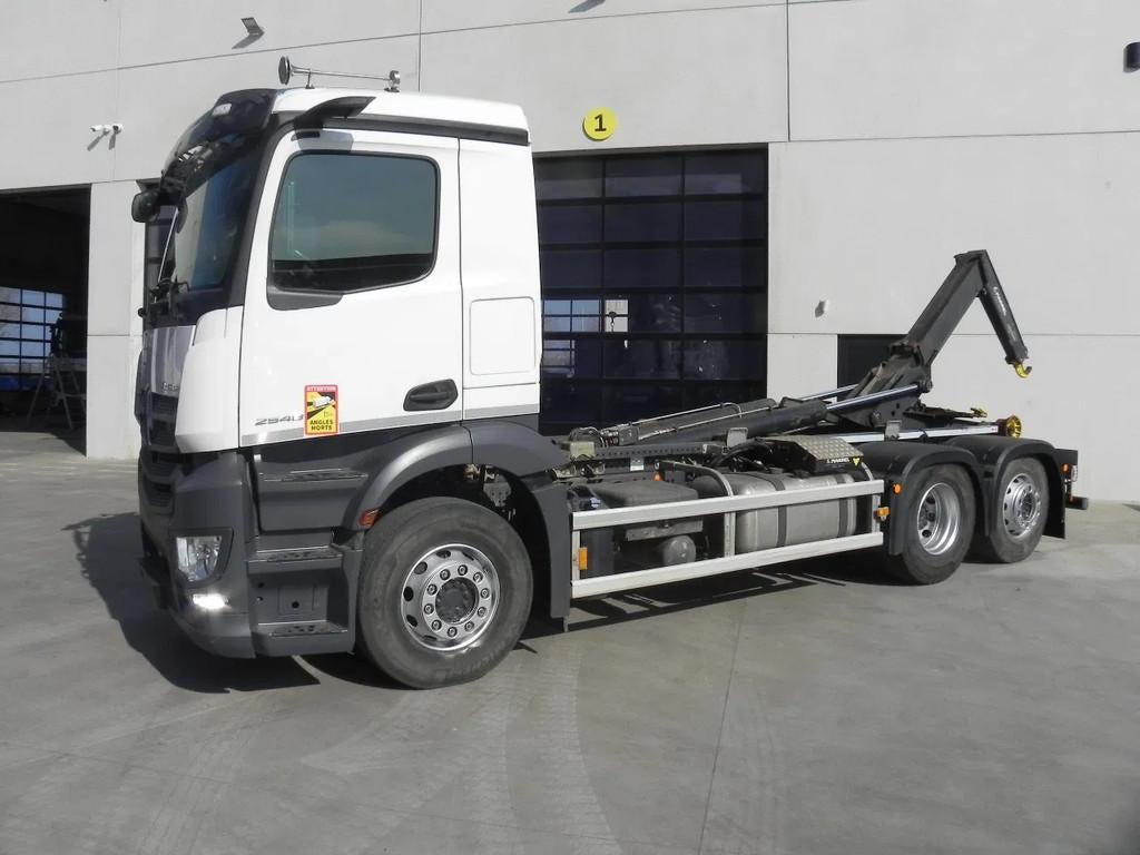 Mercedes-Benz Actros 2548 6X2 Containersysteem met naloopstu, Auto's, Vrachtwagens, Te koop, Mercedes-Benz, Diesel, Euro 6, Automaat