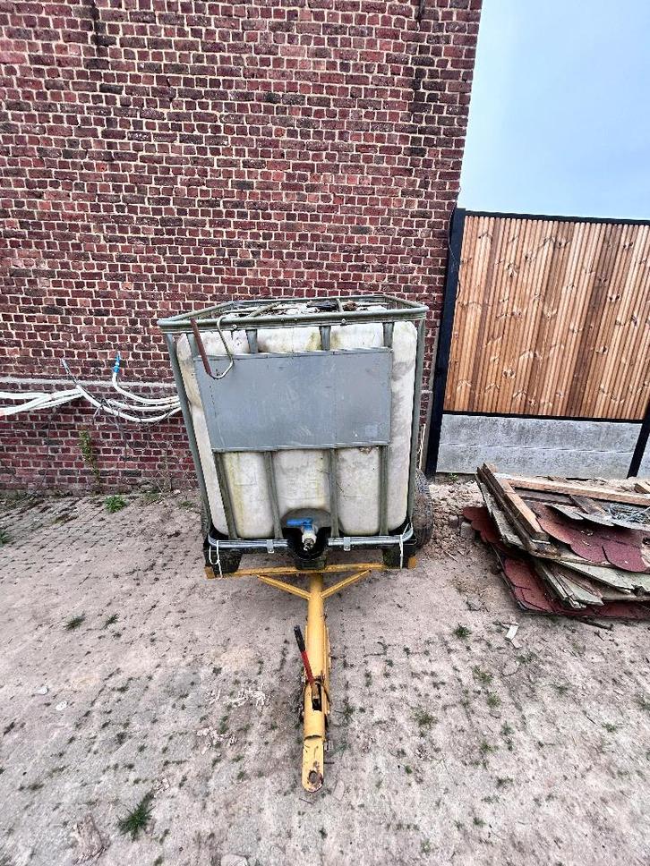 Réservoir d'eau 1000L sur chariot — Conteneur IBC, Jardin & Terrasse, Barils de pluie, Utilisé, Synthétique, 150 litres ou plus