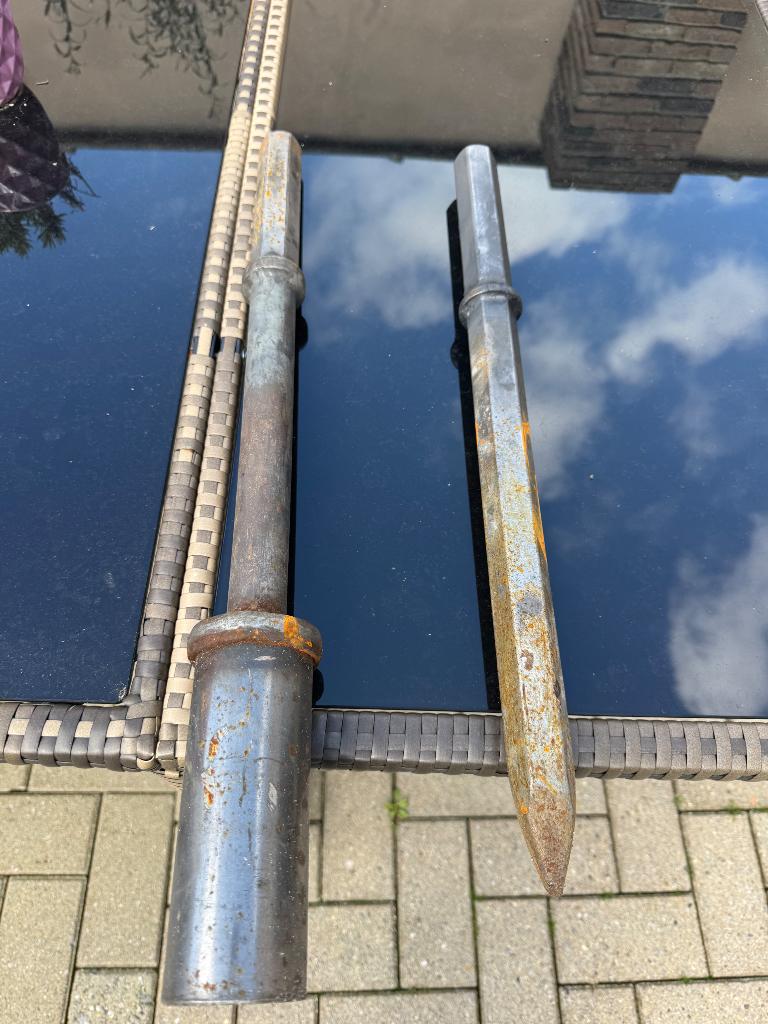 Atlas beton, asfalt (zoals puntbeitels en platte beitels), Enlèvement, Comme neuf