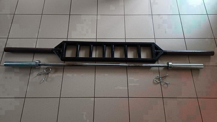 Swiss Bar en rechte Barbell Prijs verlaagd!, Sports & Fitness, Équipement de fitness, Plaques d'haltères, Bras, Jambes, Pectoraux