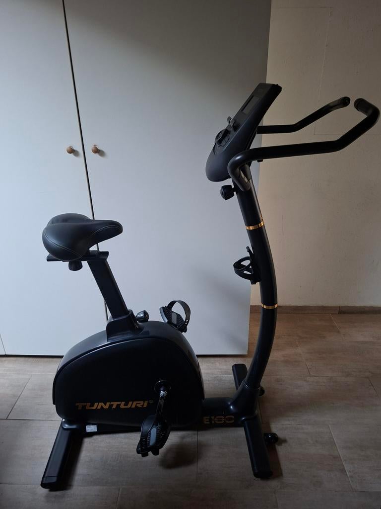 TUNTURI HOMETRAINER Signature E100, Sport en Fitness, Fitnessapparatuur, Ophalen, Zo goed als nieuw, Hometrainer