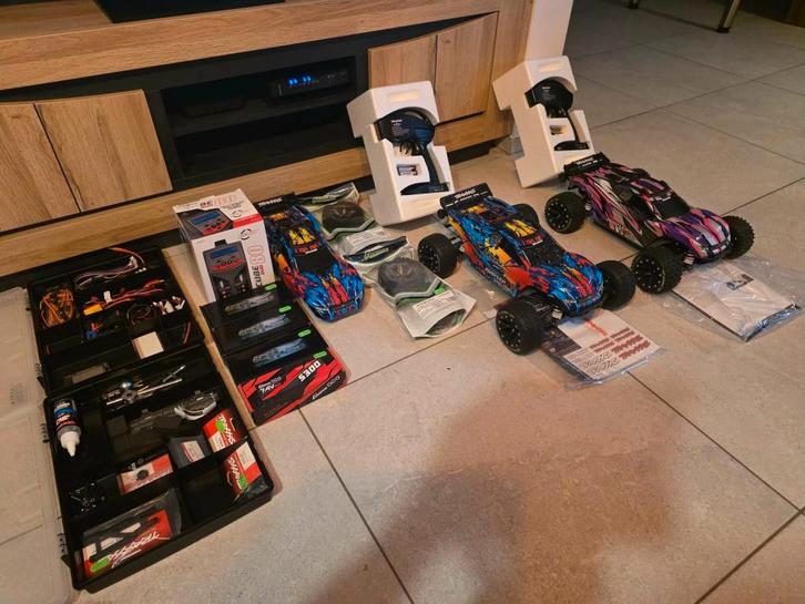 TRAXXAS RUSTLER 4X4 VXL (X2), Hobby en Vrije tijd, Modelbouw | Radiografisch | Auto's, Zo goed als nieuw, Auto offroad, Elektro