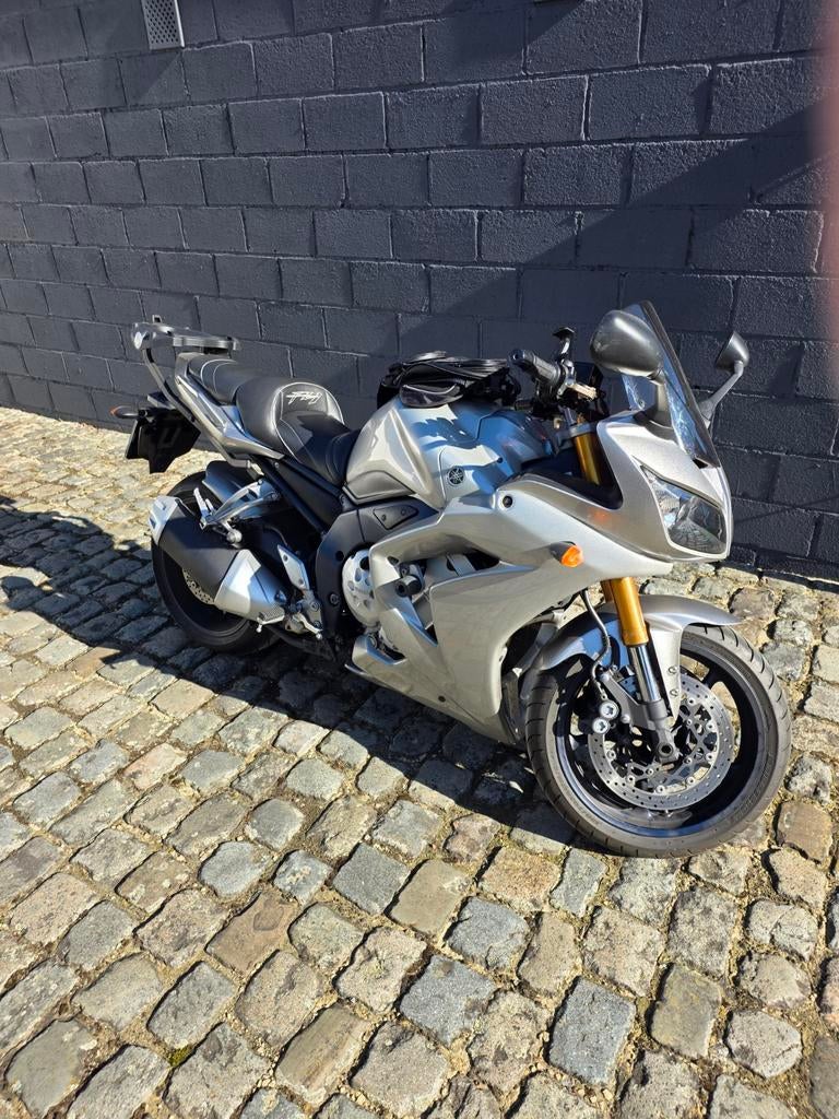 Yamaha Fz1, Motos, Particulier