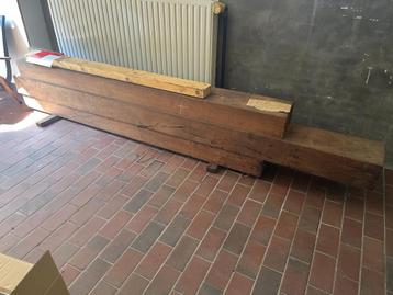 3 nieuwe eiken balken (50 jaar oud) beschikbaar voor biedingen