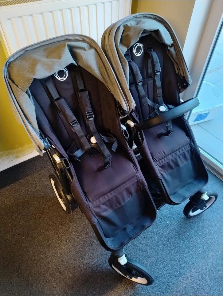Bugaboo Donkey Duo kinderwagen grijs met wieg en 2 zitjes, Enfants & Bébés, Poussettes & Combinaisons, Utilisé, Poussette combi