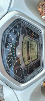 kymco 125 cc like wit 528km, Fietsen en Brommers, Ophalen, 125 cc, Zo goed als nieuw, Like