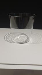 Glazen vaas 16cm hoog x 16cm breed in goede staat, Huis en Inrichting, Woonaccessoires | Vazen, Overige kleuren, Ophalen of Verzenden