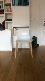4 stoelen in zeer goede staat, Huis en Inrichting, Stoelen, Wit, Moderne design, Nieuw, Vier
