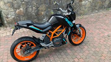 KTM Duke 390 disponible aux enchères