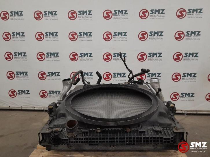 Occ radiator + intercooler Mercedes, Auto-onderdelen, Vrachtwagen-onderdelen, Mercedes-Benz, Motor en Accessoires, Gebruikt