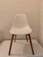 Stijlvolle stoelen (set van 4) – Scandinavische stijl, Huis en Inrichting, Stoelen, Ophalen, Wit, Kunststof