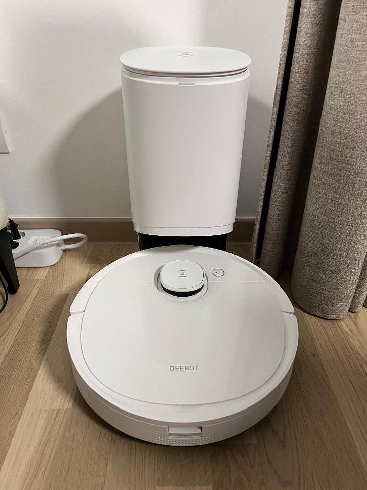 ECOVACS Deebot T9+ : Aspirateur, nettoyage et auto-vidage, Elektronische apparatuur, Stofzuigers, Gebruikt, Stofzuiger, 2000 watt of meer