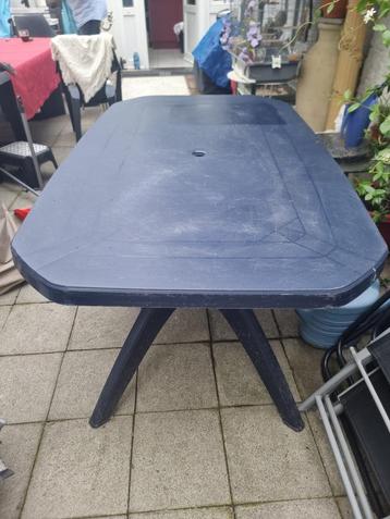 Grosfillex Tuin/terras-tafel (stijl Ibiza) beschikbaar voor biedingen