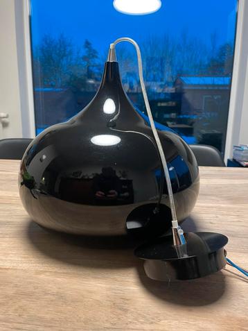 Retro/vintage hanglamp in metaal beschikbaar voor biedingen