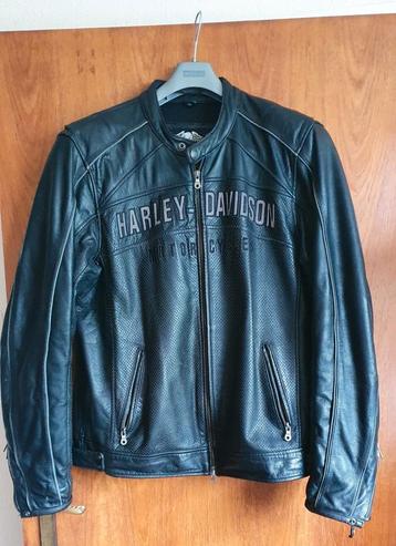 Gilet « CUIR PERFORÉ » Harley Davidson.