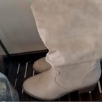 Laarzen beige maat 42, Kleding | Dames, Ophalen of Verzenden, Beige