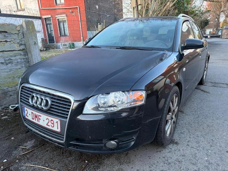 Audi A4 20tdi 136cv Breaks S/line Clim Cuir problème moteur, Autos, Audi, Particulier, A4, ABS, Airbags, Air conditionné, Ordinateur de bord