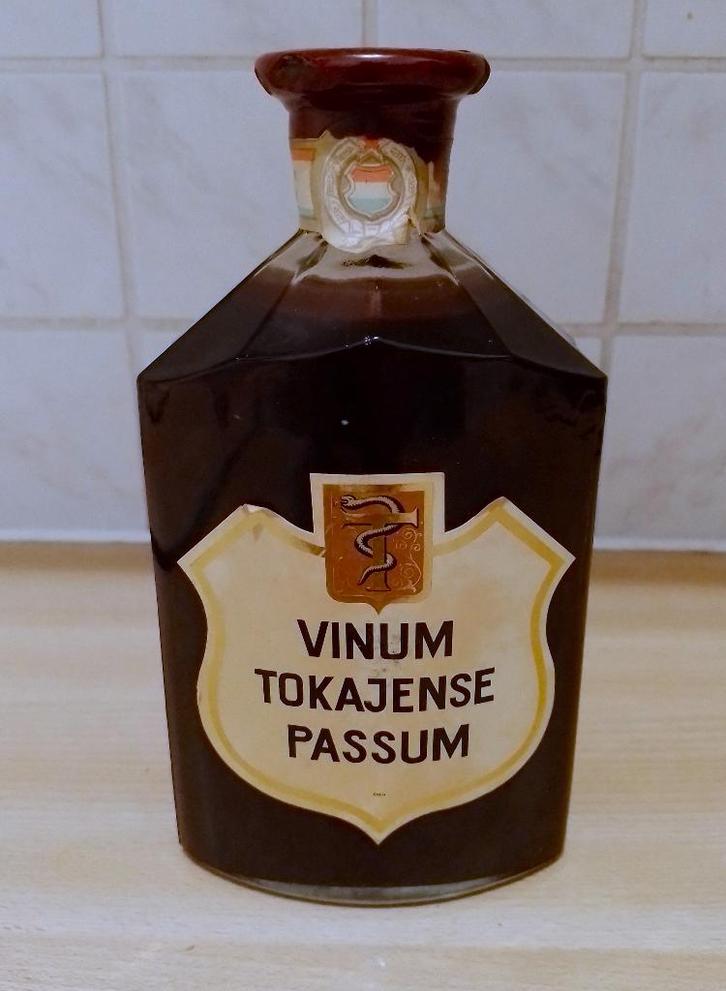 Vinum Tokajense Passum 1968 vintage wijn, Verzamelen, Wijnen, Zo goed als nieuw, Overige typen, Overige gebieden, Vol, Ophalen of Verzenden