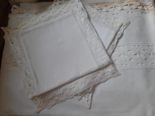 Paar oude lakens met hun kussenslopen, perfecte staat, Antiek en Kunst, Antiek | Tapijten, Tafelkleden en Textiel, Ophalen of Verzenden