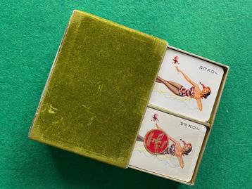 Dubbeldek Pin-Up playing cards ongeveer 1960 beschikbaar voor biedingen