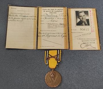 Belgische 1940-45 herinneringsmedaille boekje 13e regiment  beschikbaar voor biedingen