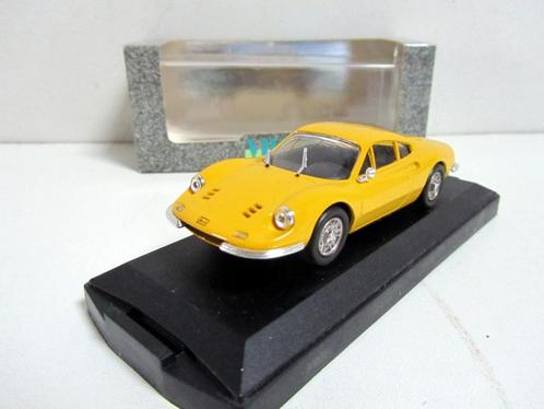 Ferrari Dino 1968 (1:43) Vitesse 540, Hobby & Loisirs créatifs, Voitures miniatures | 1:43, Comme neuf, Voiture, Autres marques